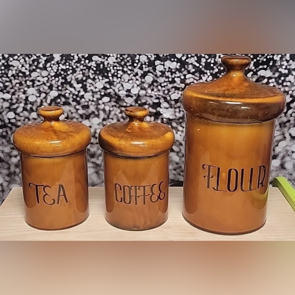 Vintage Holiday Designs Canister Set VINTAGE CONDITION! 3pcs H4021